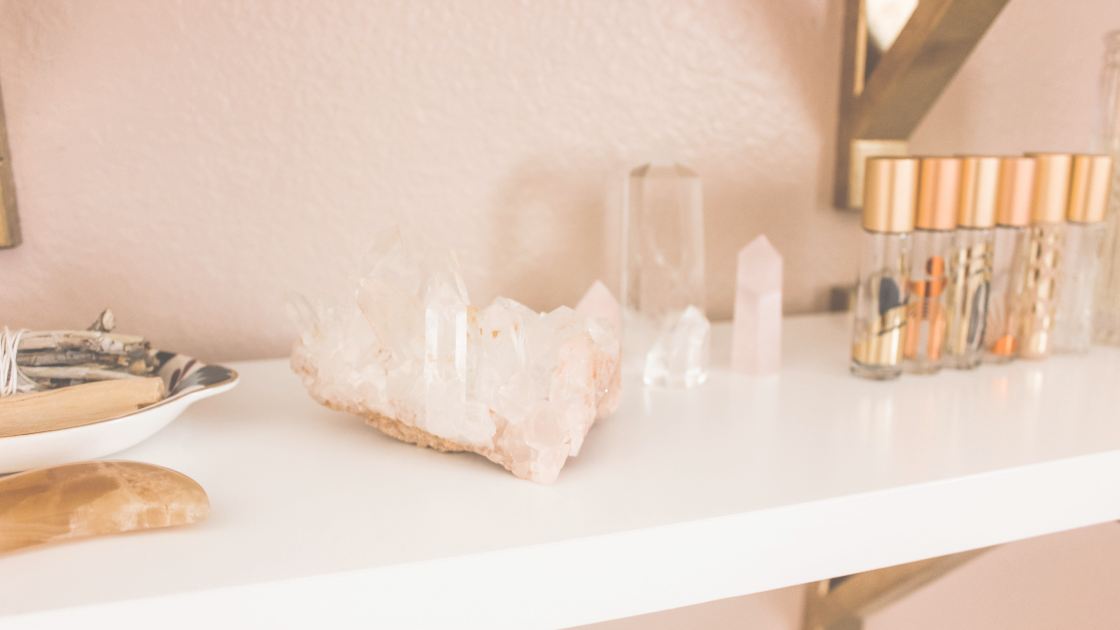 8 Crystals + Affirmations for the New Year (Plus FREE printable affirmation cards!)