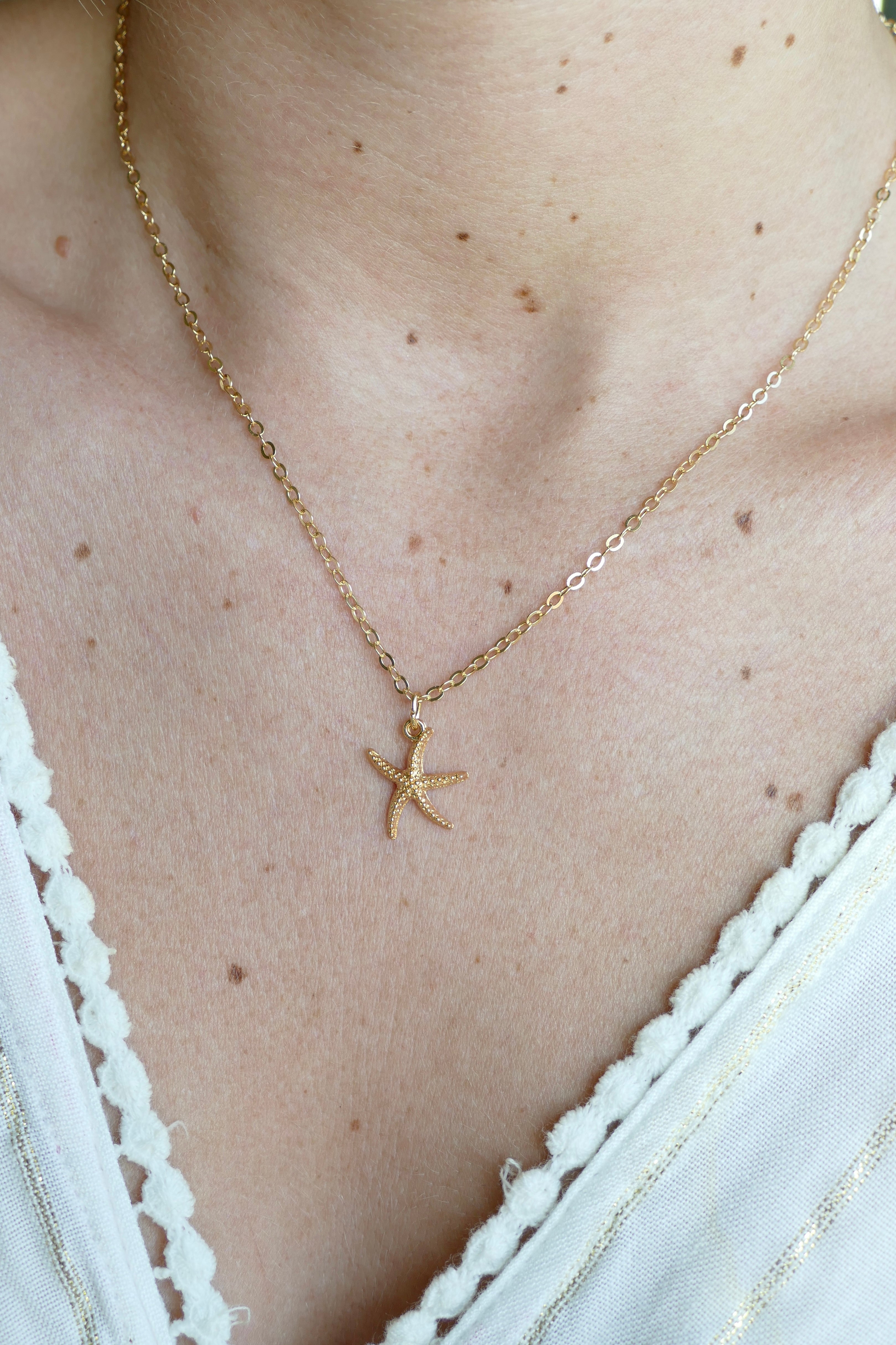 Summer Ocean’s Starfish Diffusing Necklace