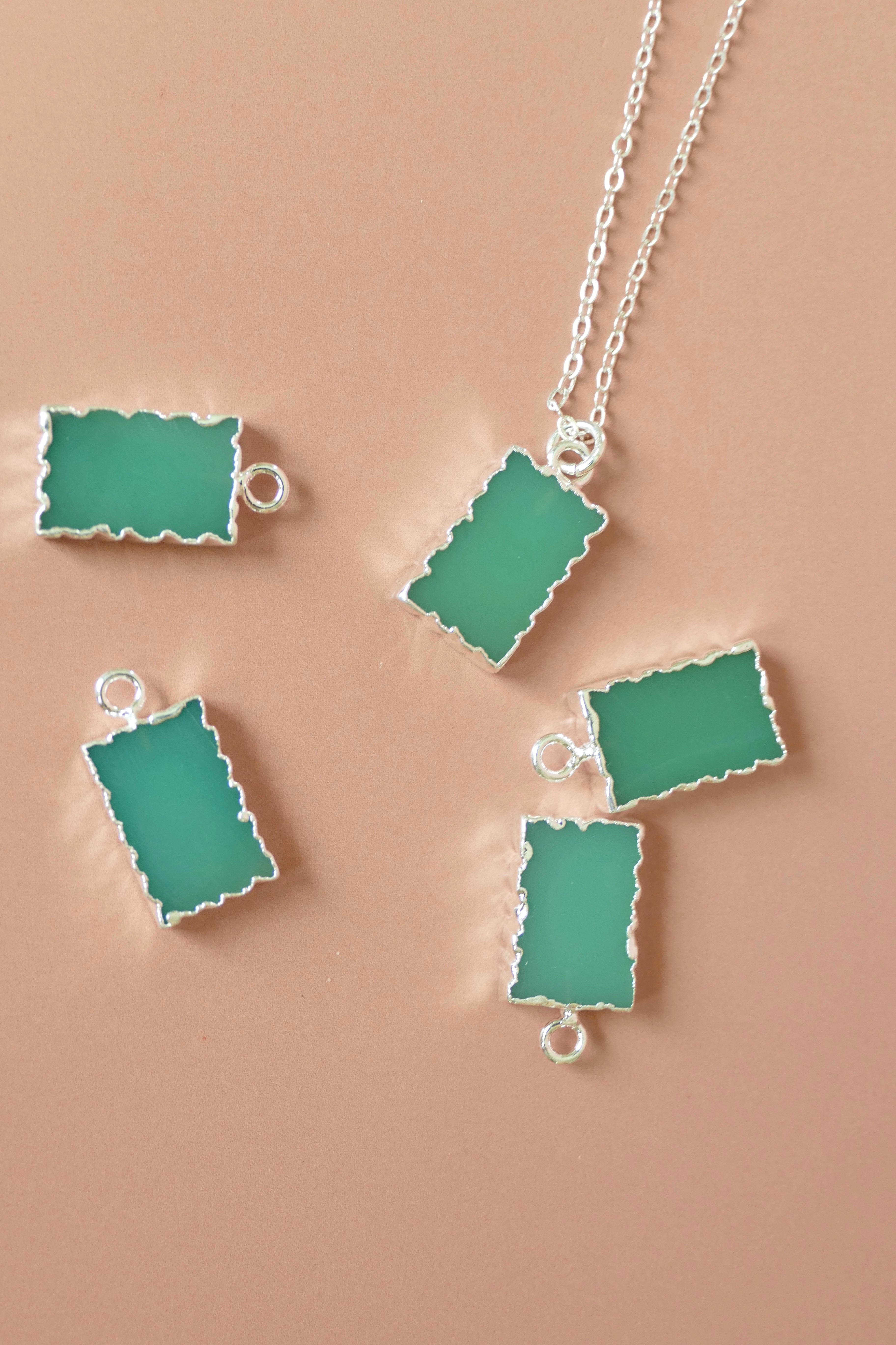 Chrystal Charm Chrysoprase Diffusing Necklace - Put on Love Designs