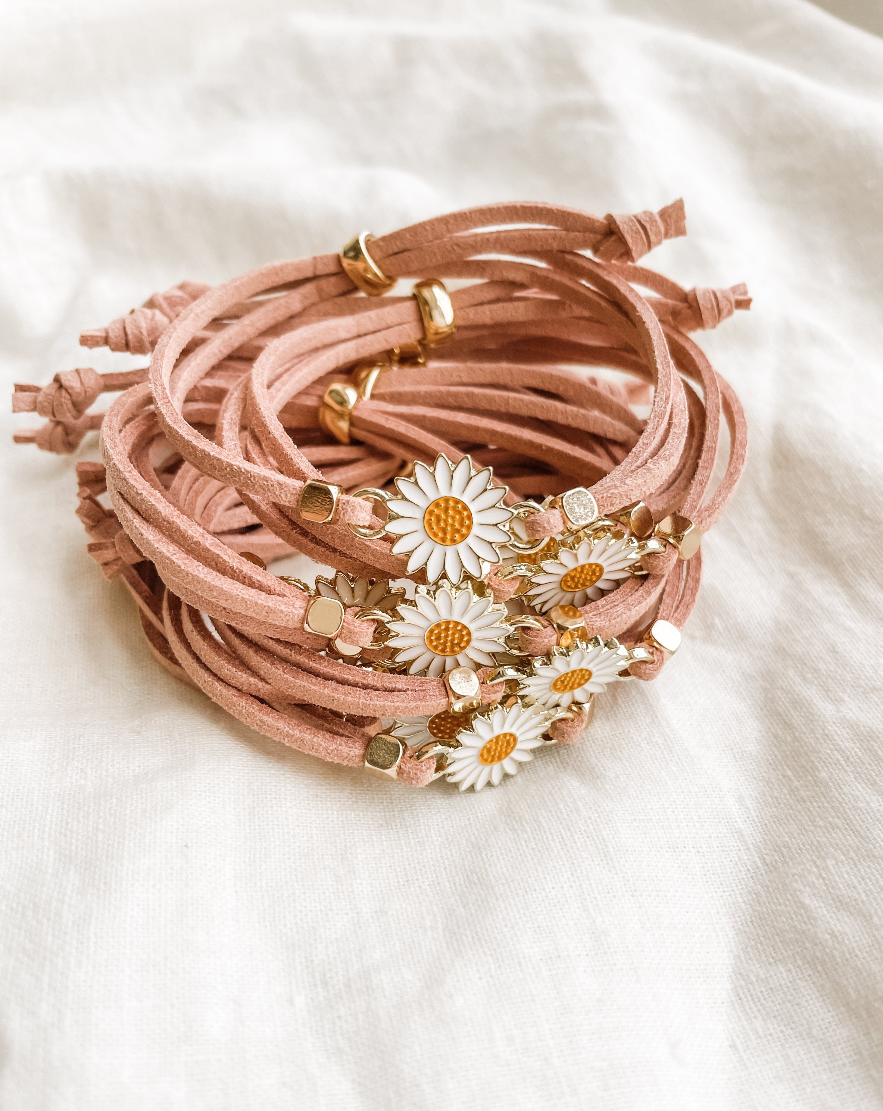 Daisy Diffusing Slider - Put on Love Designs