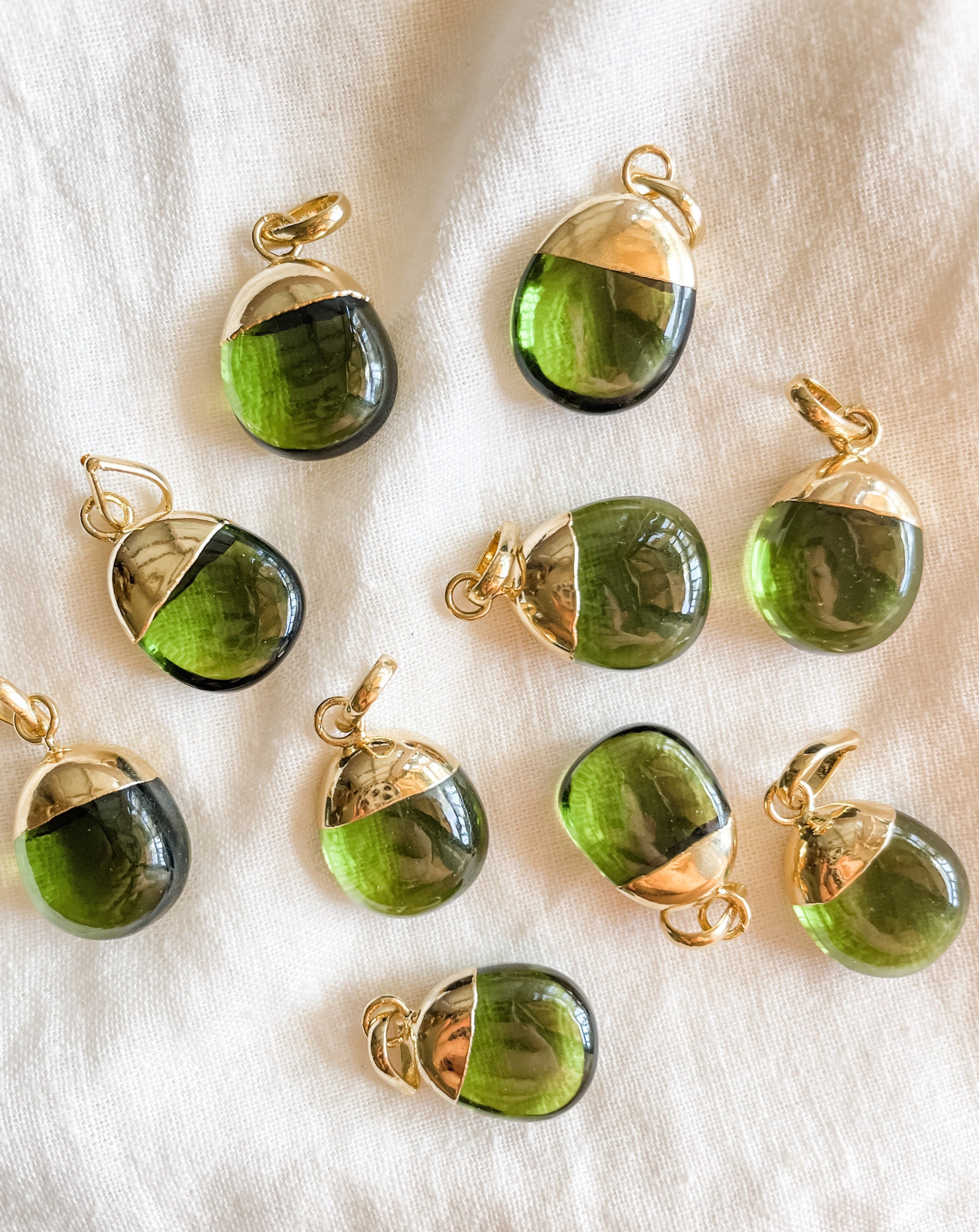 Polished Peridot Diffusing Necklace - Put on Love Designs