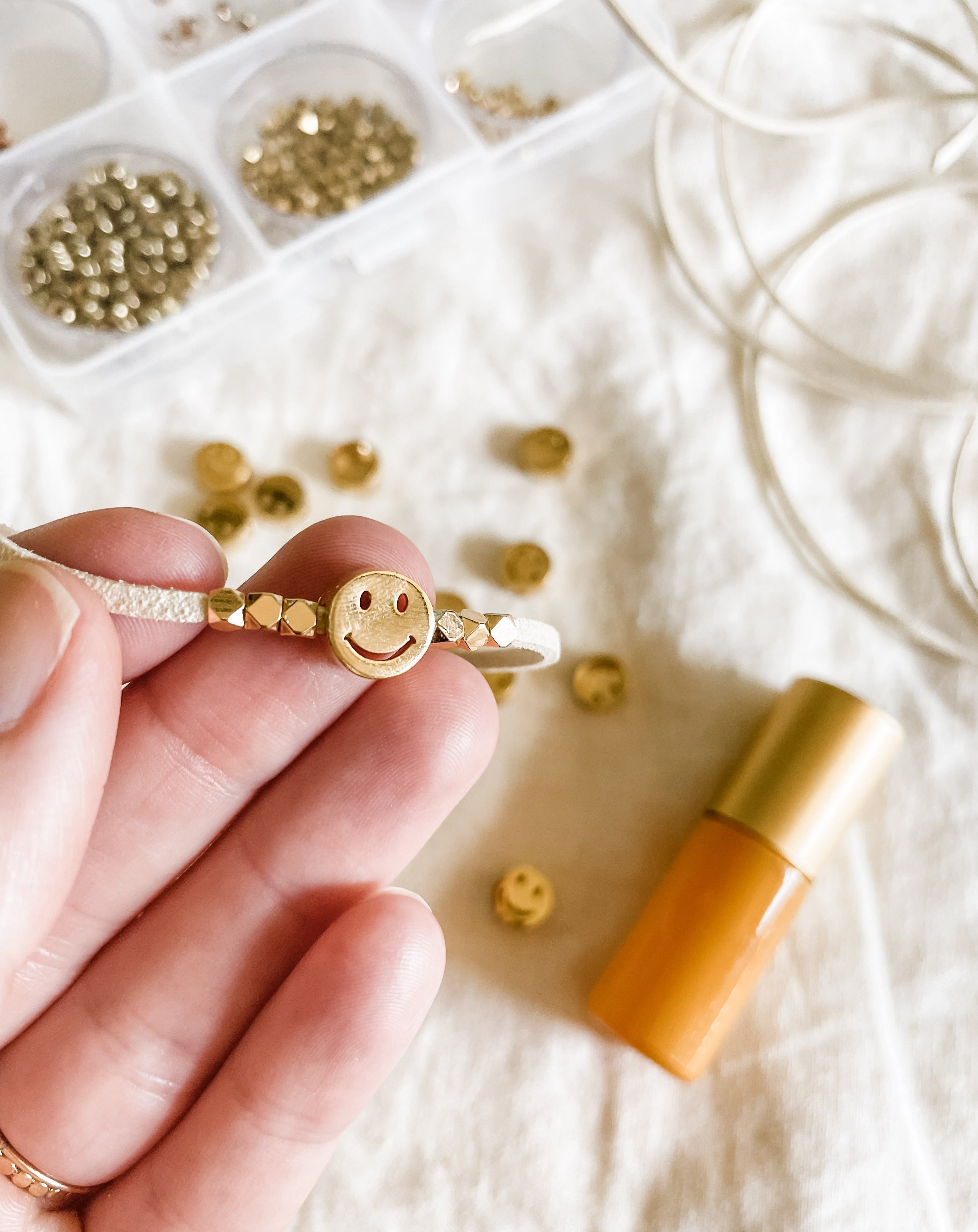 Happy Face Diffusing Slider - Put on Love Designs