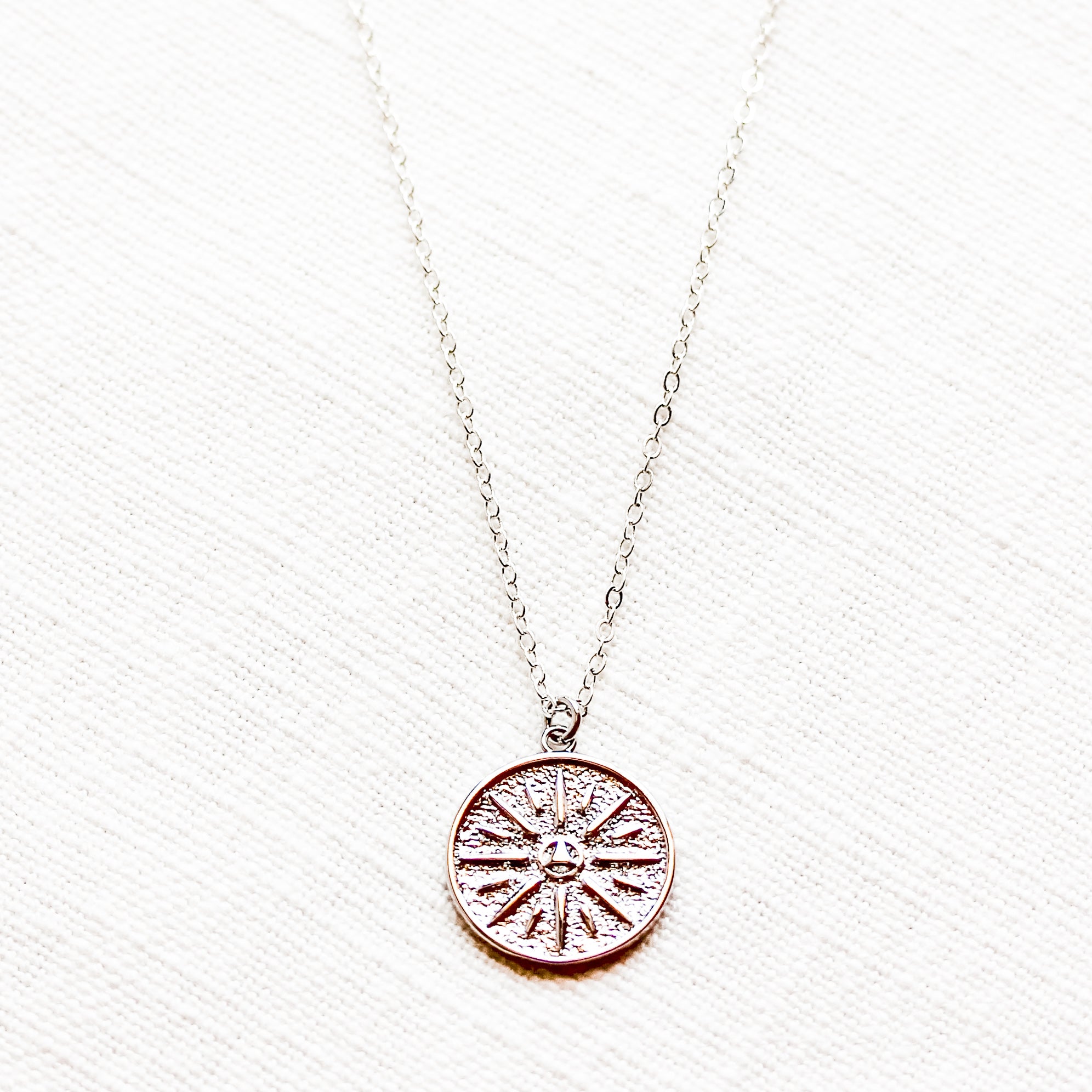 Medallion Diffusing Necklace - Put on Love Designs