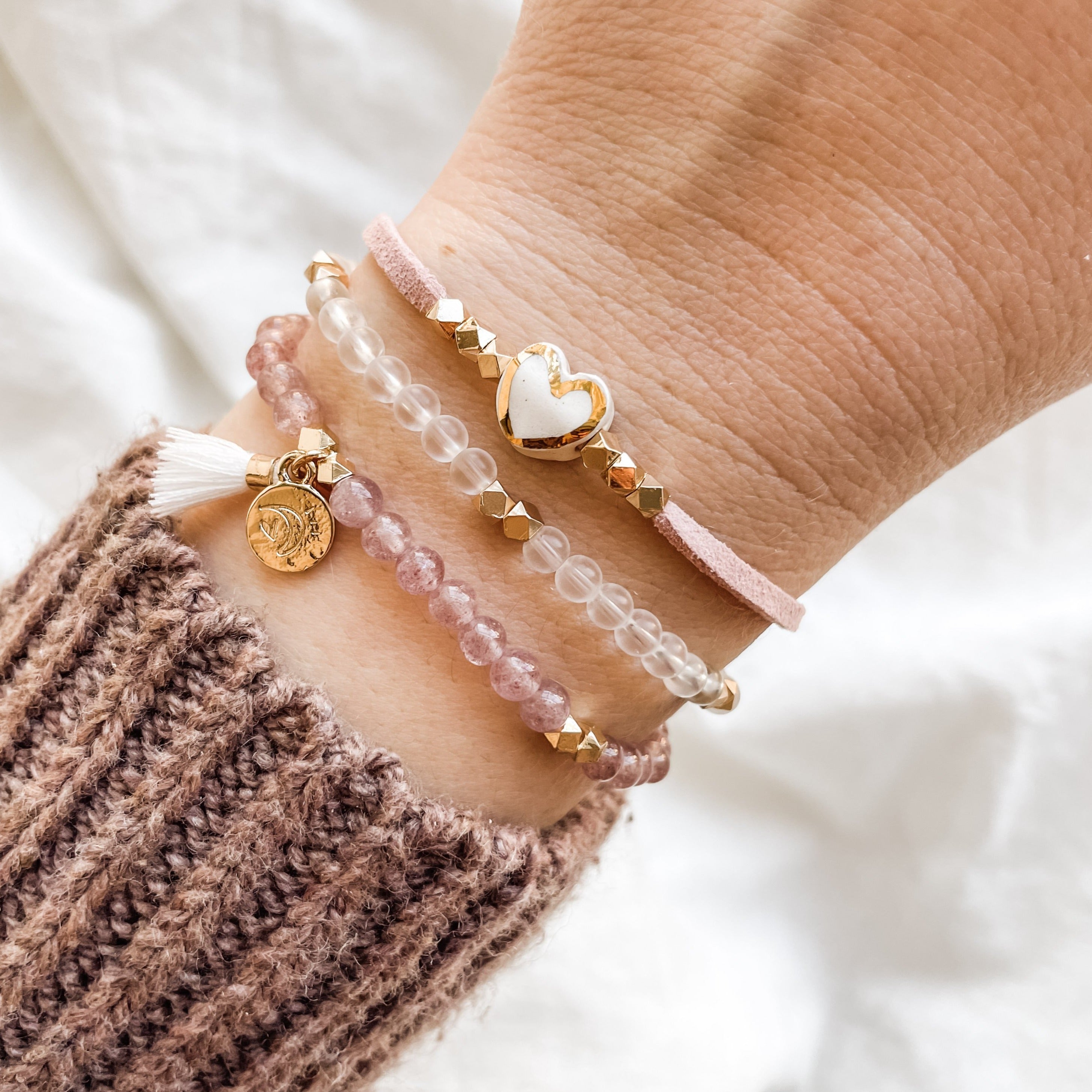 Strawberry Quartz Bead Diffusing Bracelet - Put on Love Designs