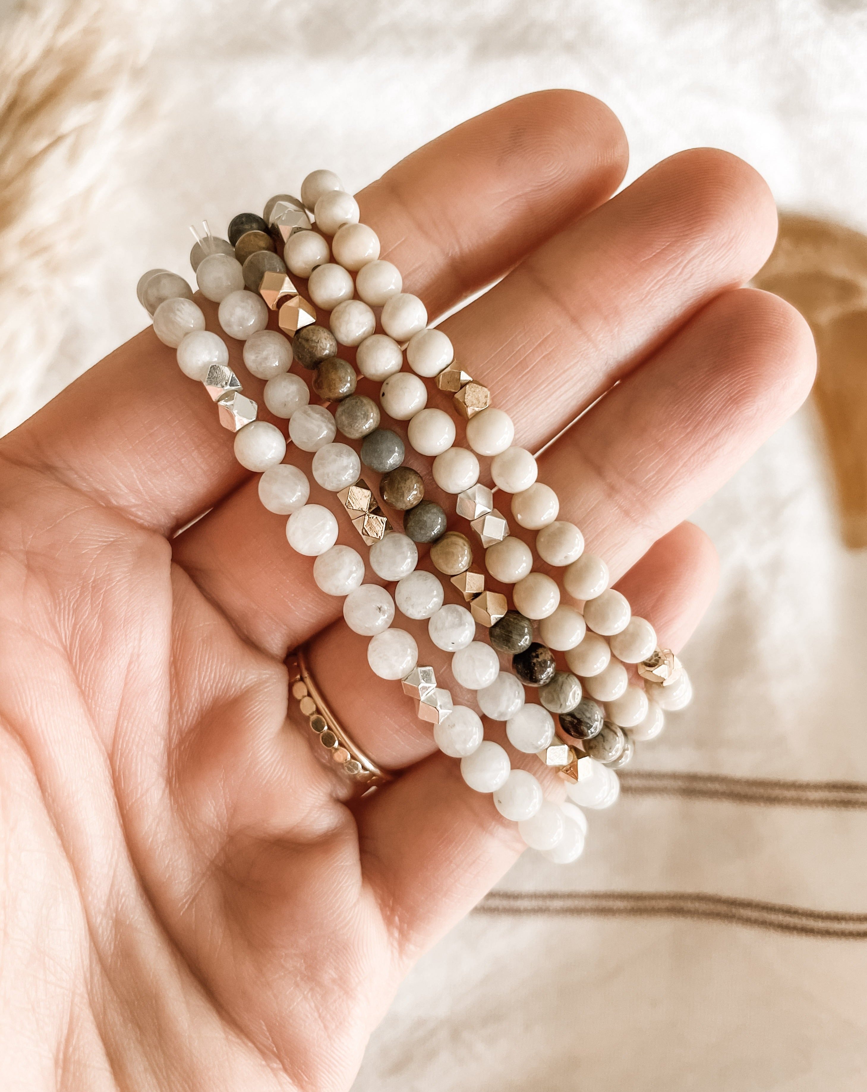 Fossil beaded bracelet hotsell