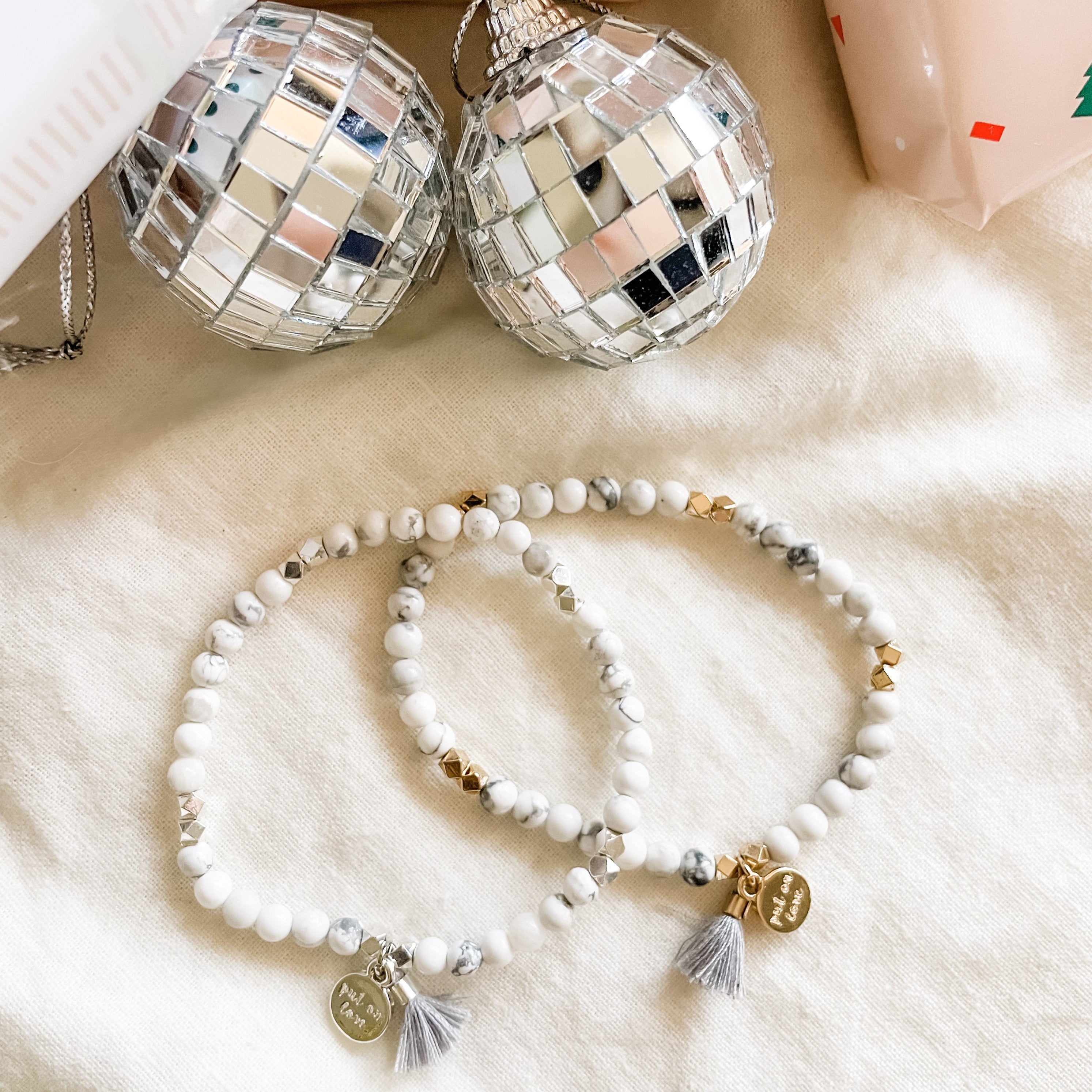 White Howlite Bead Diffusing Bracelet - Put on Love Designs