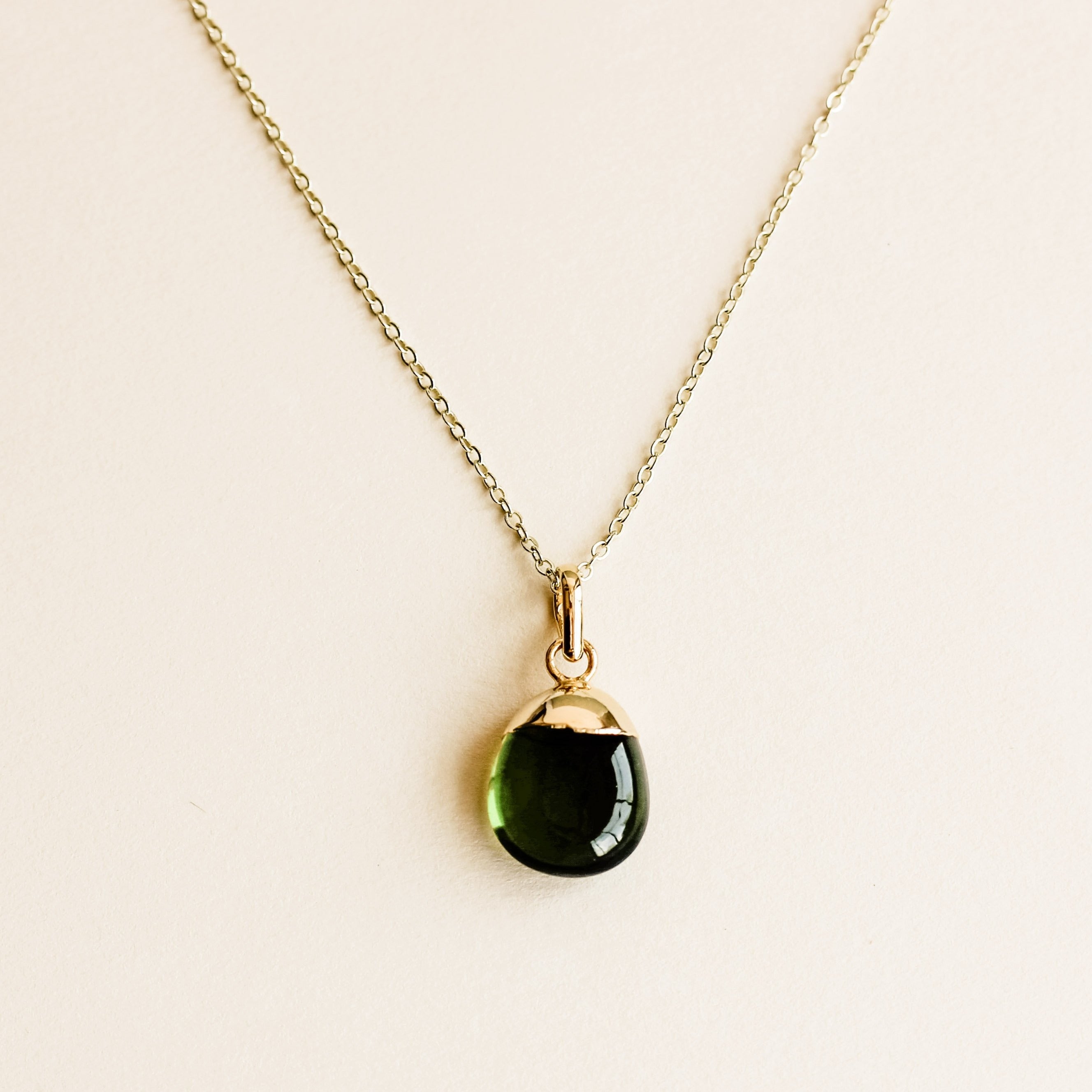 Polished Peridot Diffusing Necklace - Put on Love Designs