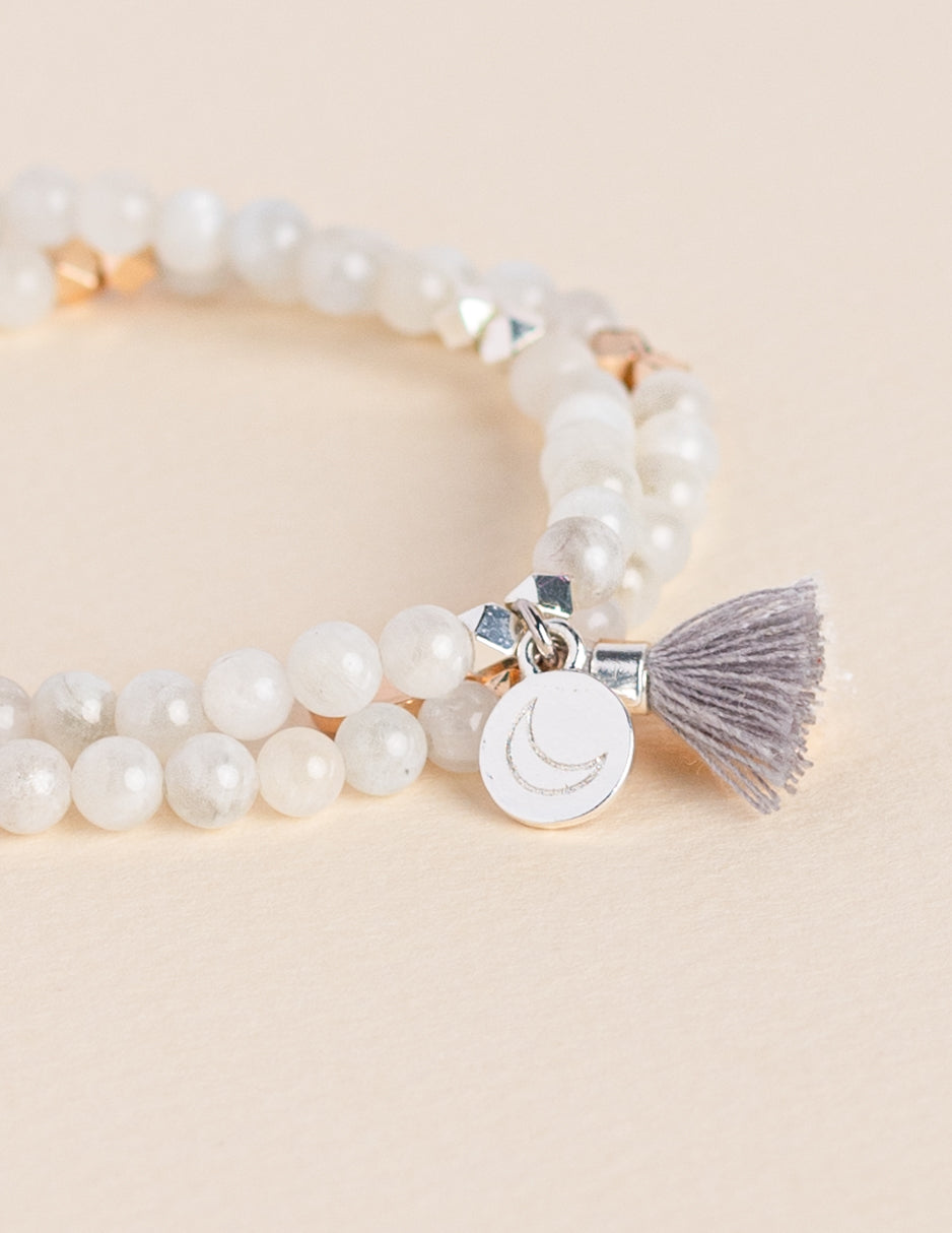 Moonstone Bead Diffusing Bracelet - Put on Love Designs